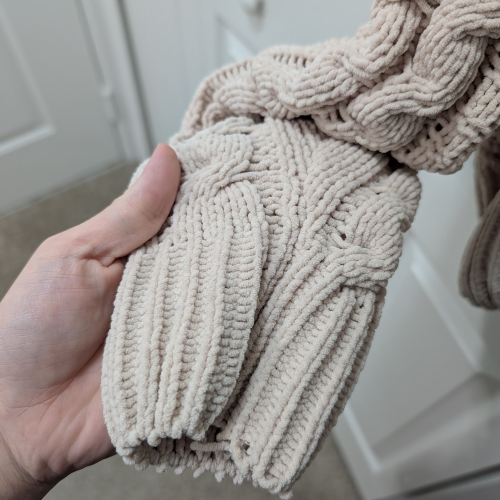 BLANKNYC Soft Cable Knit Sweater - Picture 5 of 5